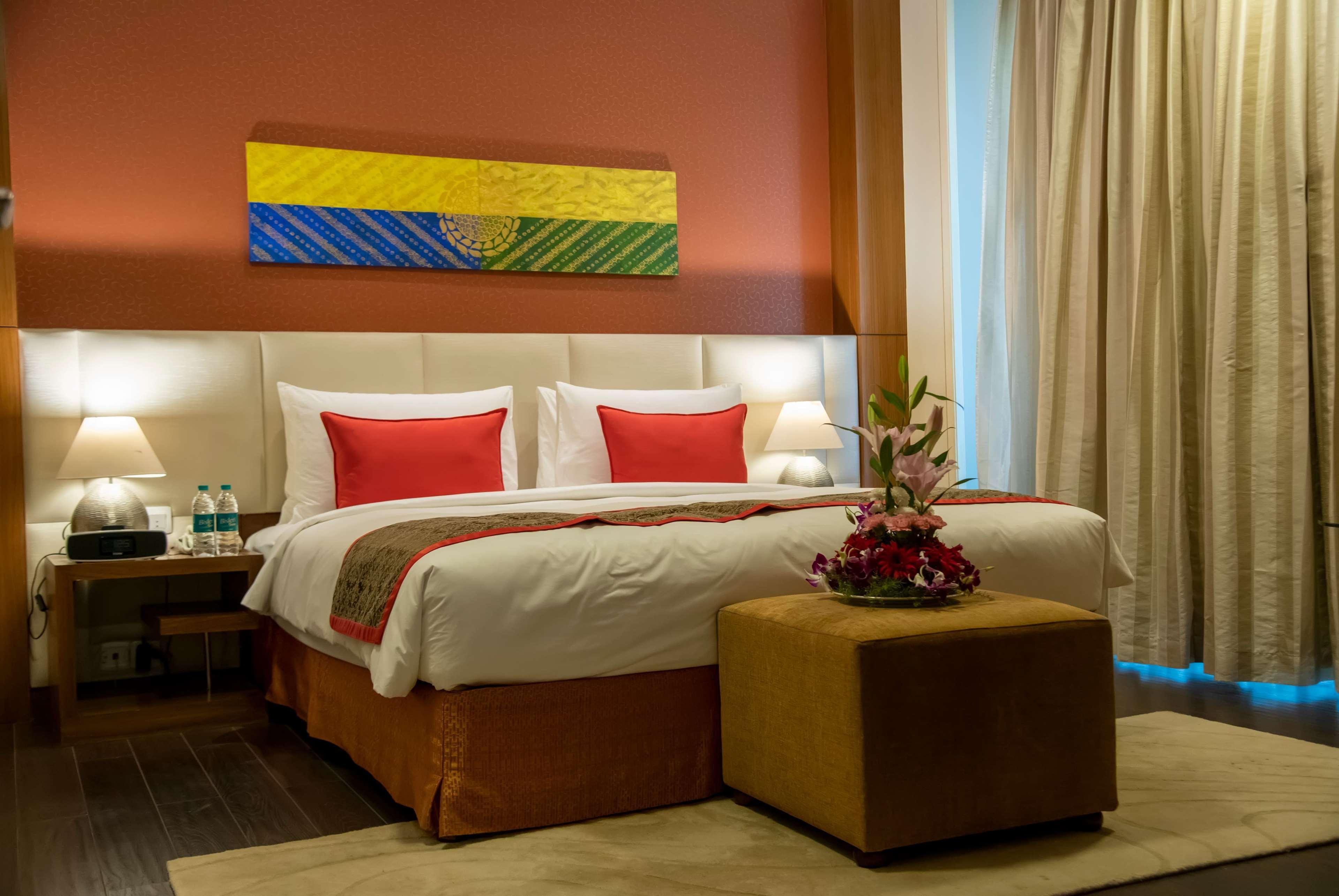 Ramada Plaza By Wyndham Pune Hinjewadi Dapuri Экстерьер фото