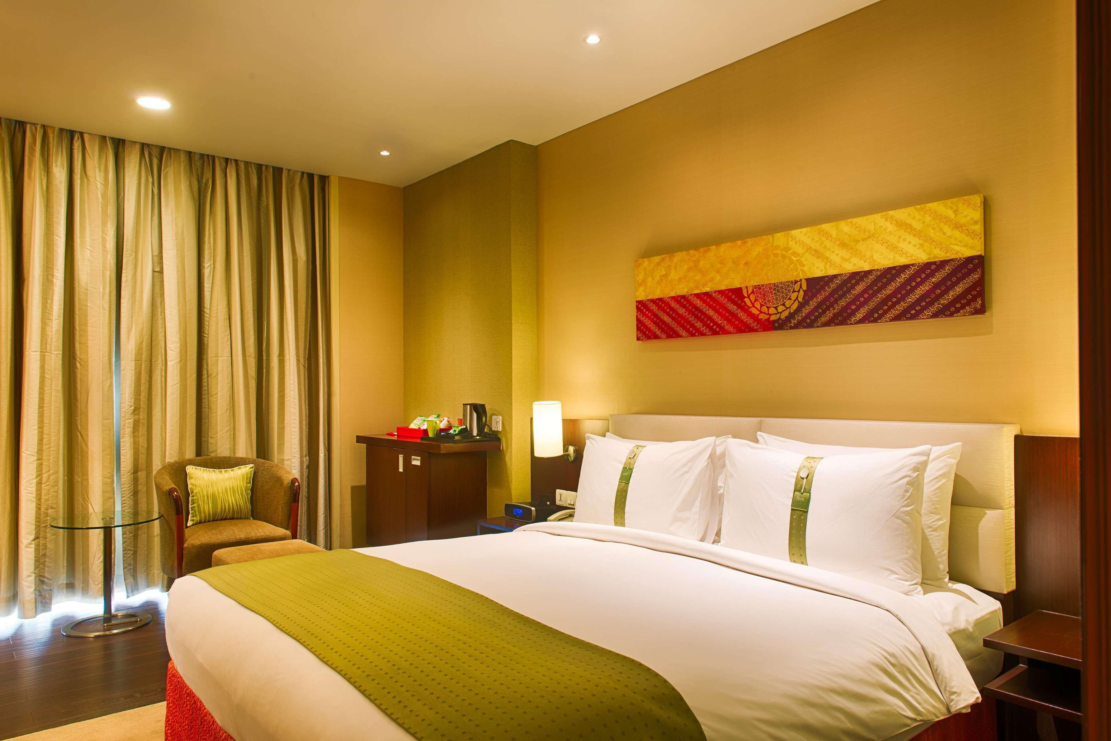 Ramada Plaza By Wyndham Pune Hinjewadi Dapuri Экстерьер фото