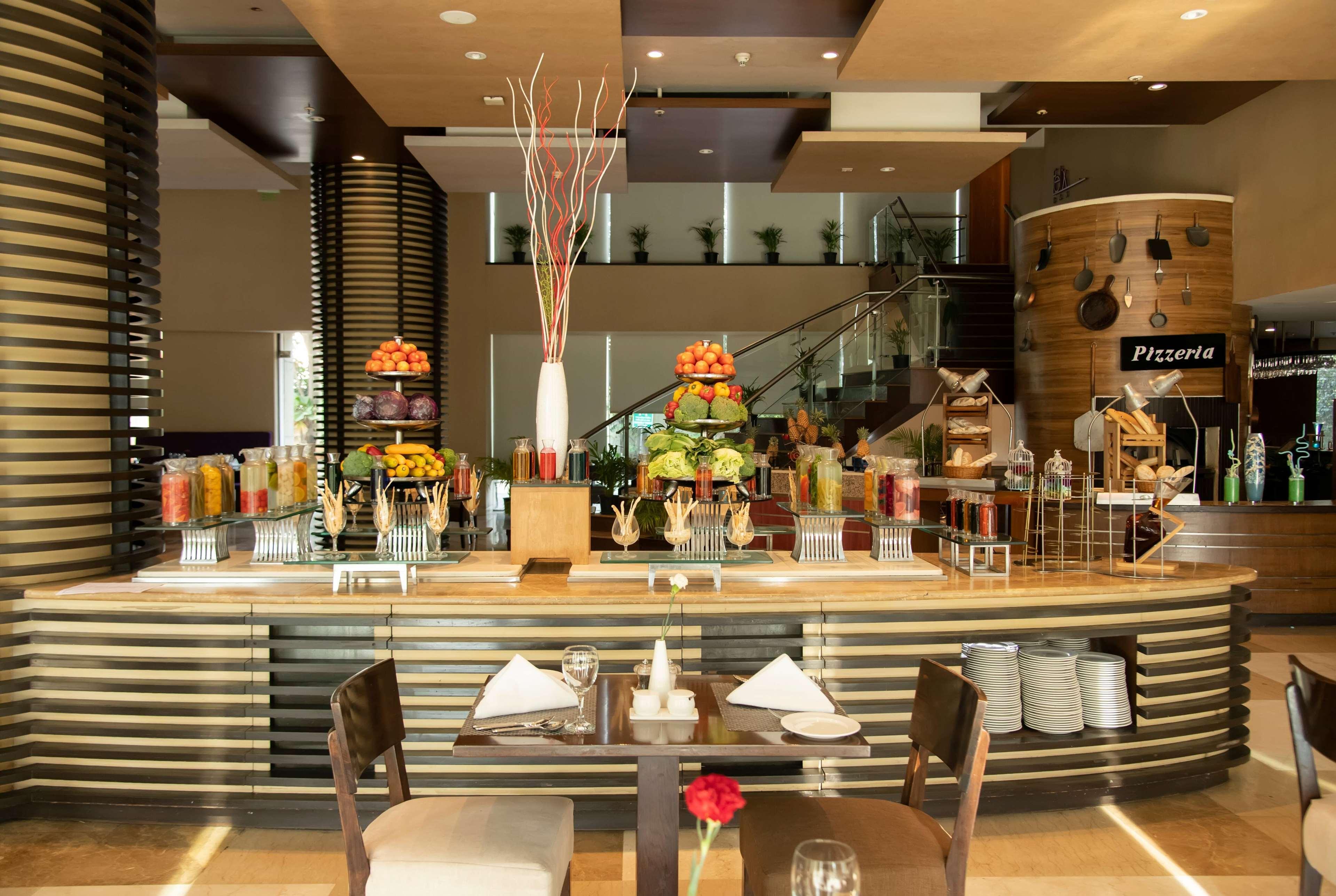 Ramada Plaza By Wyndham Pune Hinjewadi Dapuri Экстерьер фото