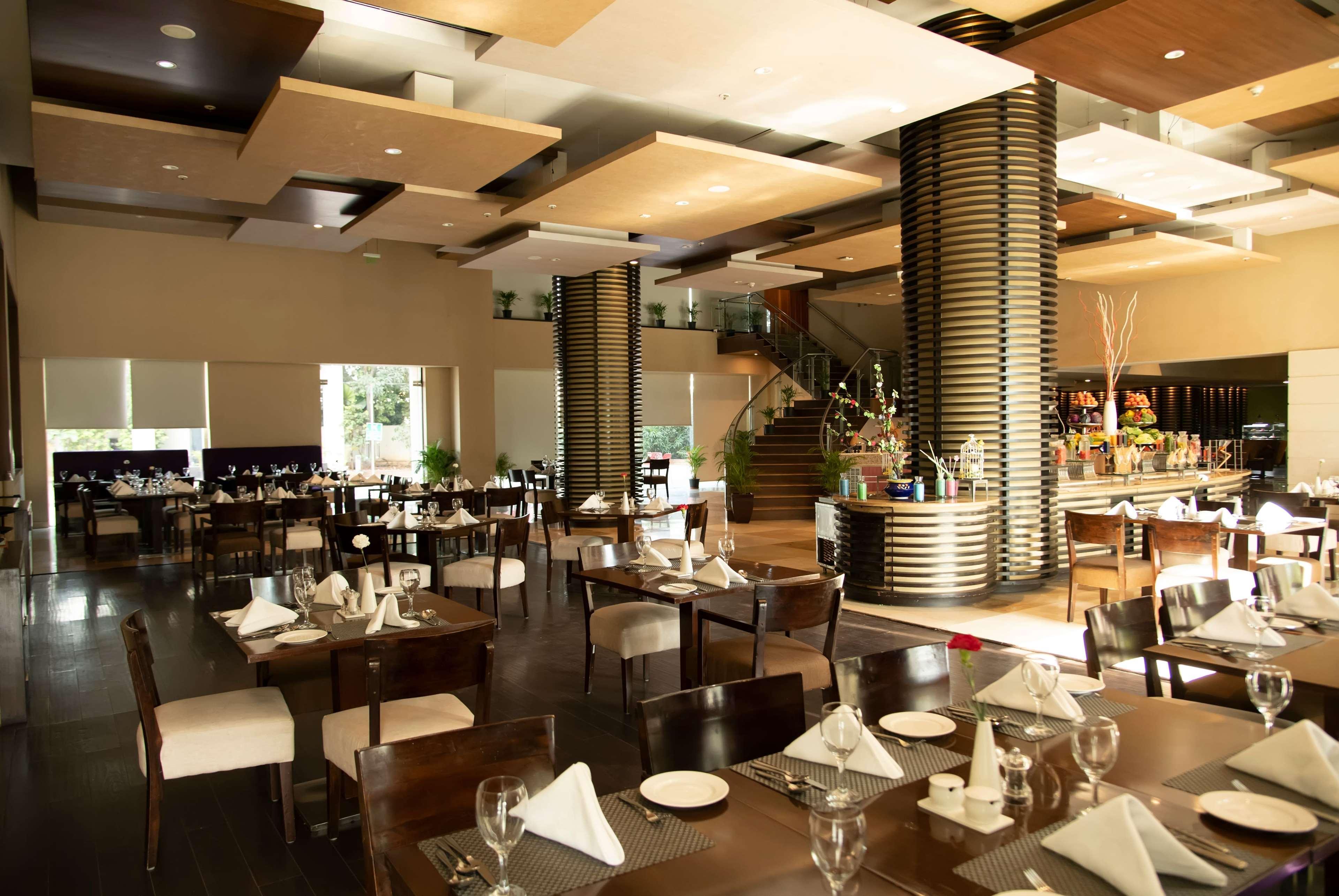 Ramada Plaza By Wyndham Pune Hinjewadi Dapuri Экстерьер фото