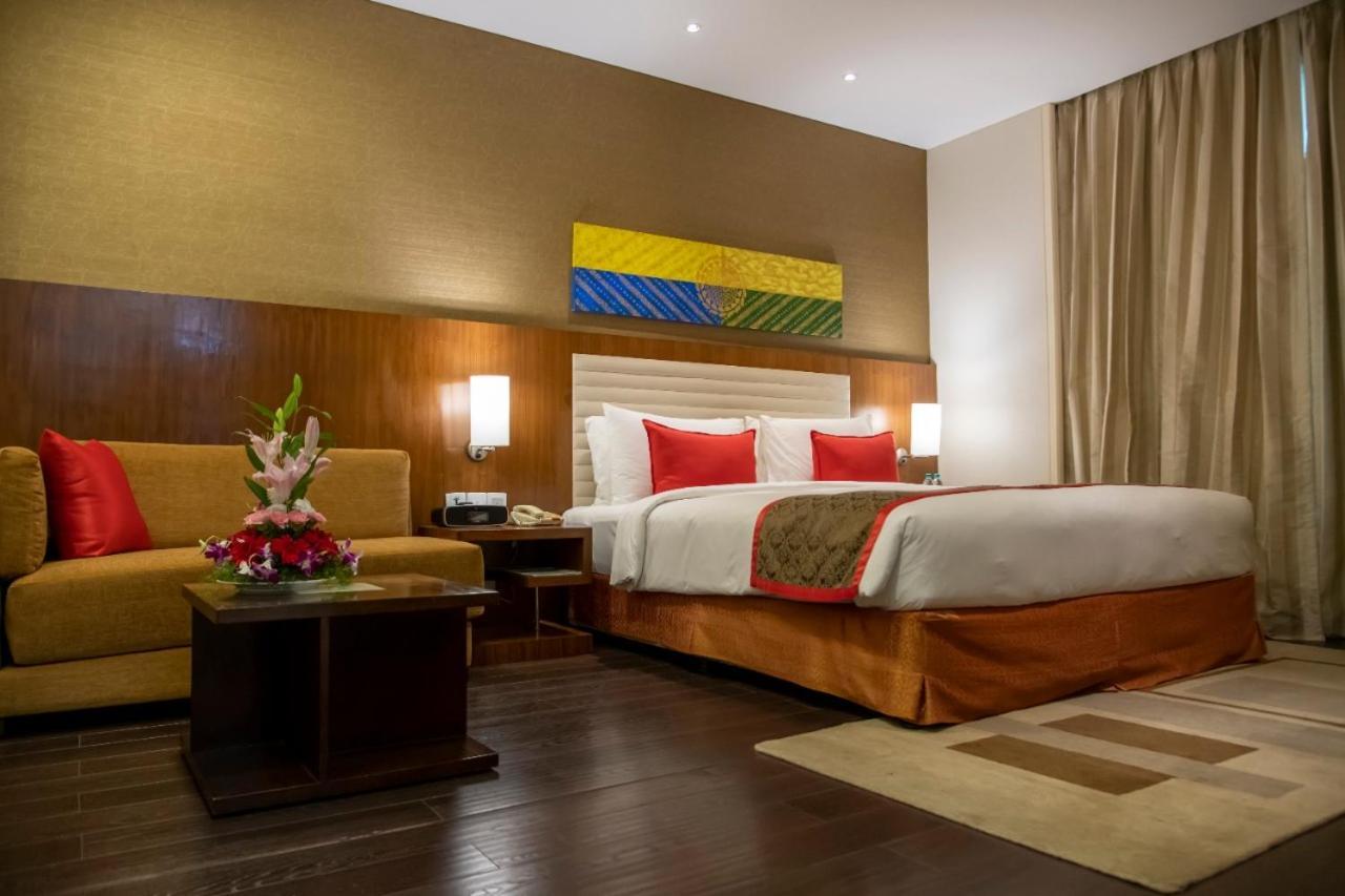 Ramada Plaza By Wyndham Pune Hinjewadi Dapuri Экстерьер фото