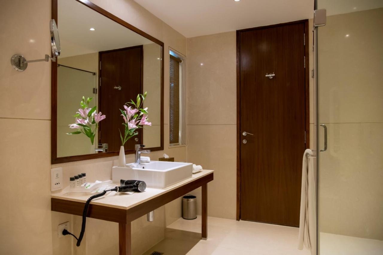 Ramada Plaza By Wyndham Pune Hinjewadi Dapuri Экстерьер фото