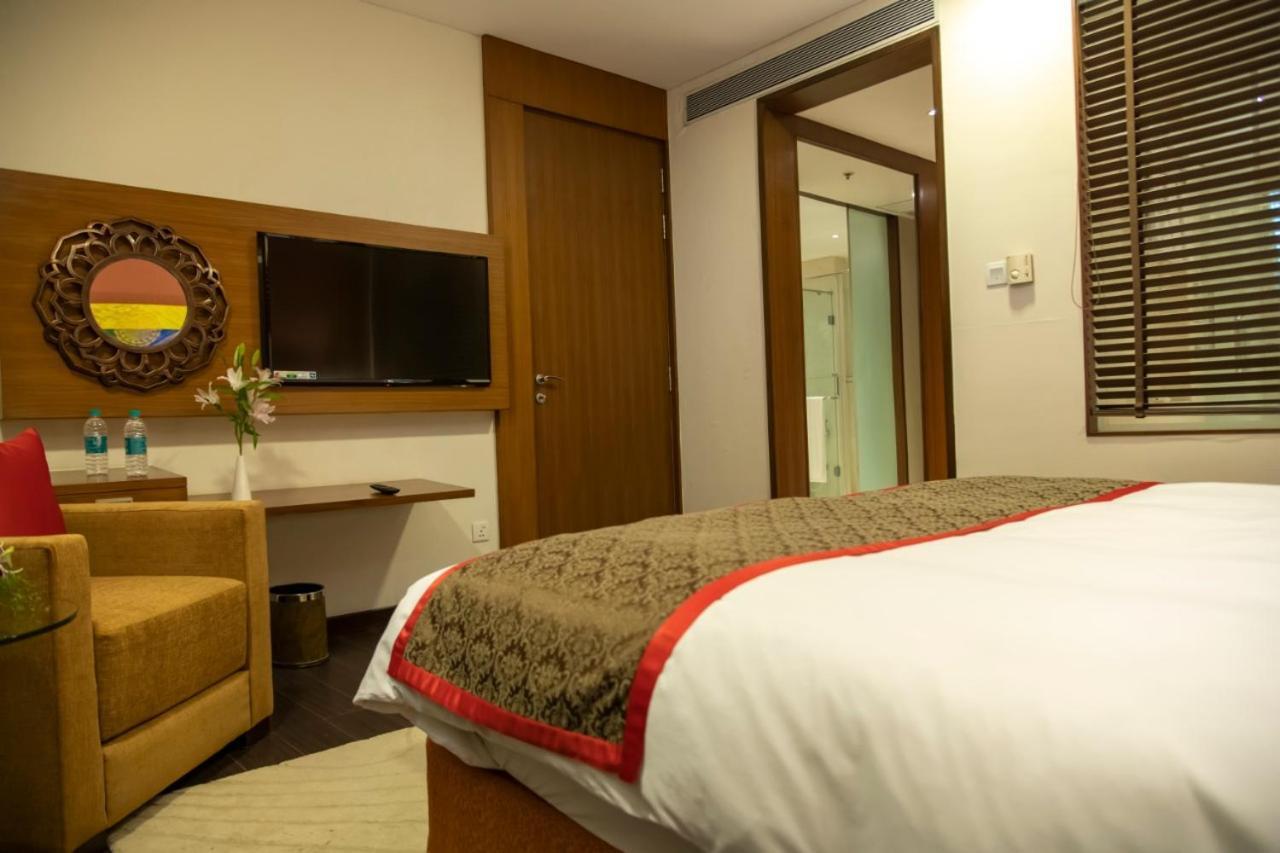 Ramada Plaza By Wyndham Pune Hinjewadi Dapuri Экстерьер фото