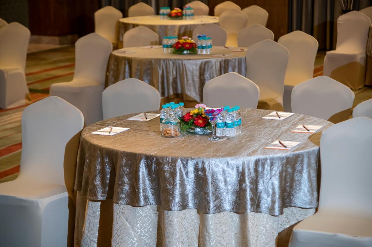 Ramada Plaza By Wyndham Pune Hinjewadi Dapuri Экстерьер фото